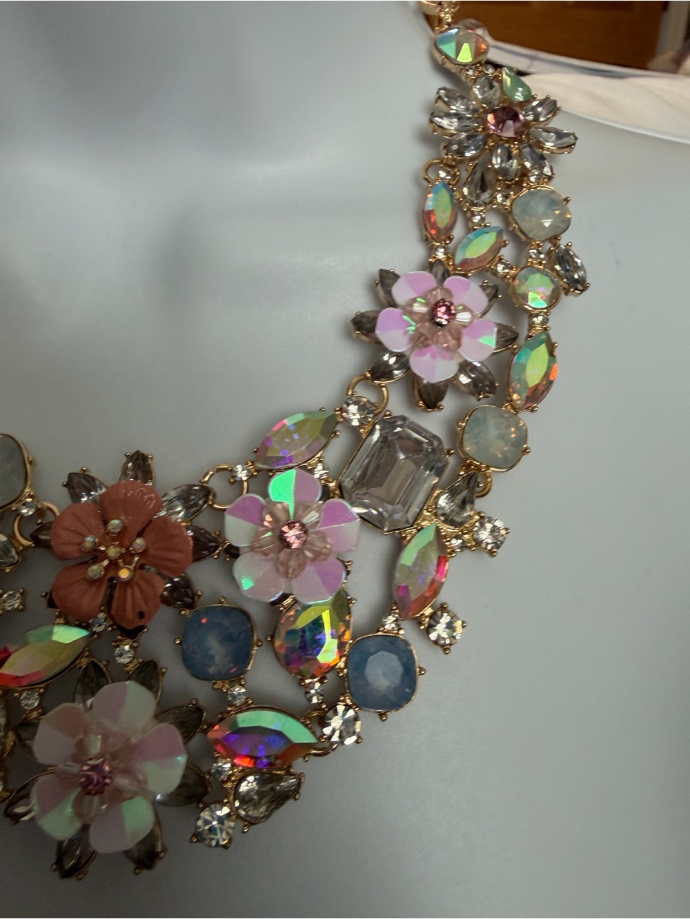 NWOT Aratta Floral  Statement Necklace with Iridescent and Pink Accents - Picture 5 of 16